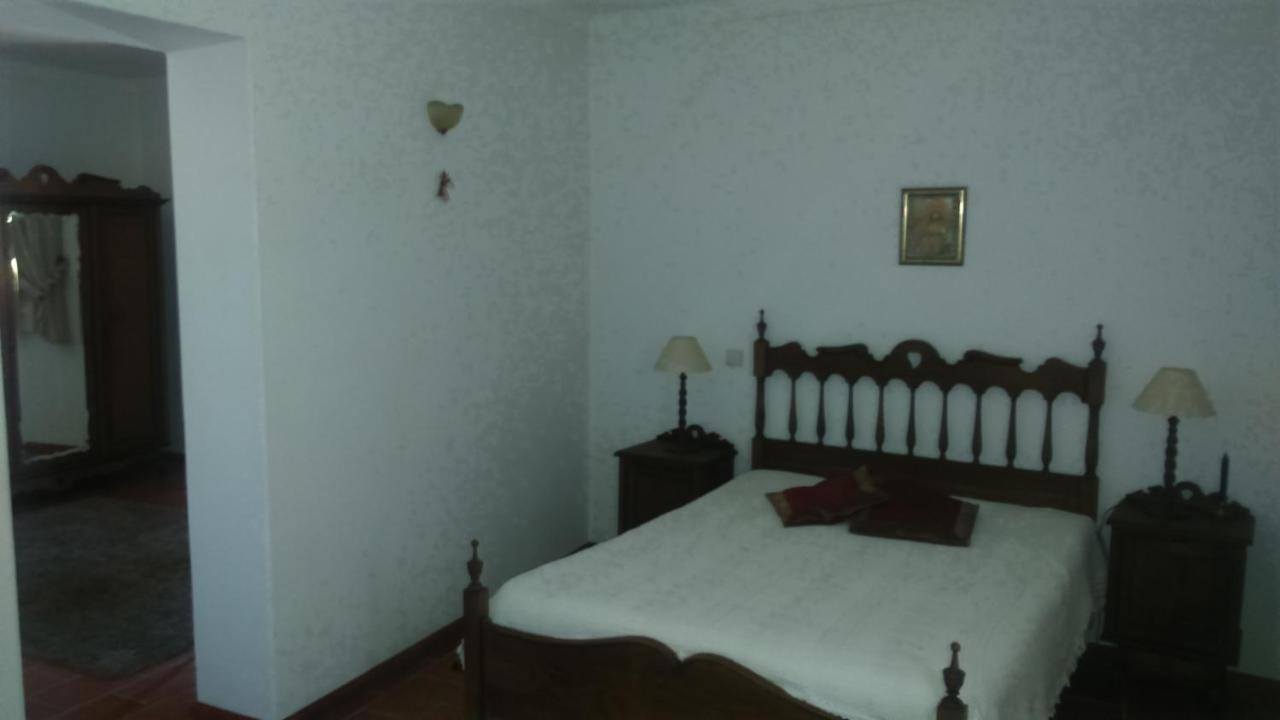 Hostal Aqc - A Quinta Chama Caldas Da Rainha Exterior foto