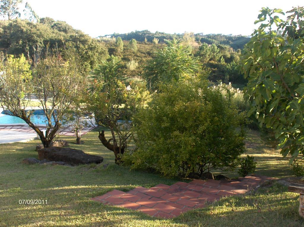 Hostal Aqc - A Quinta Chama Caldas Da Rainha Exterior foto